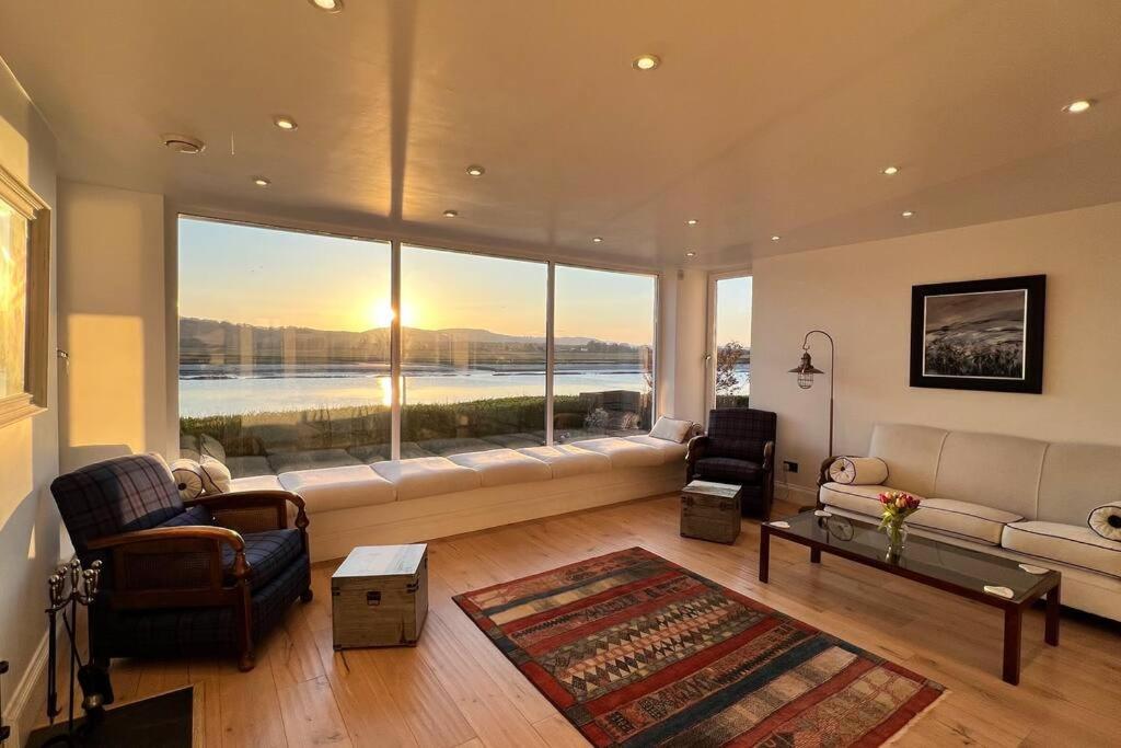 דומפריס Shorepark - Waterfront Cottage With Stunning Views מראה חיצוני תמונה